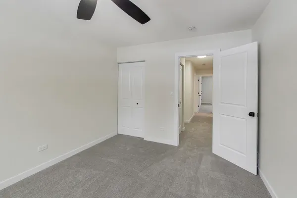 $690,000 | 123 South Kainer Avenue, Barrington, IL 60010