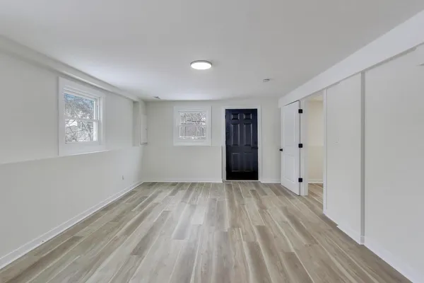 $690,000 | 123 South Kainer Avenue, Barrington, IL 60010