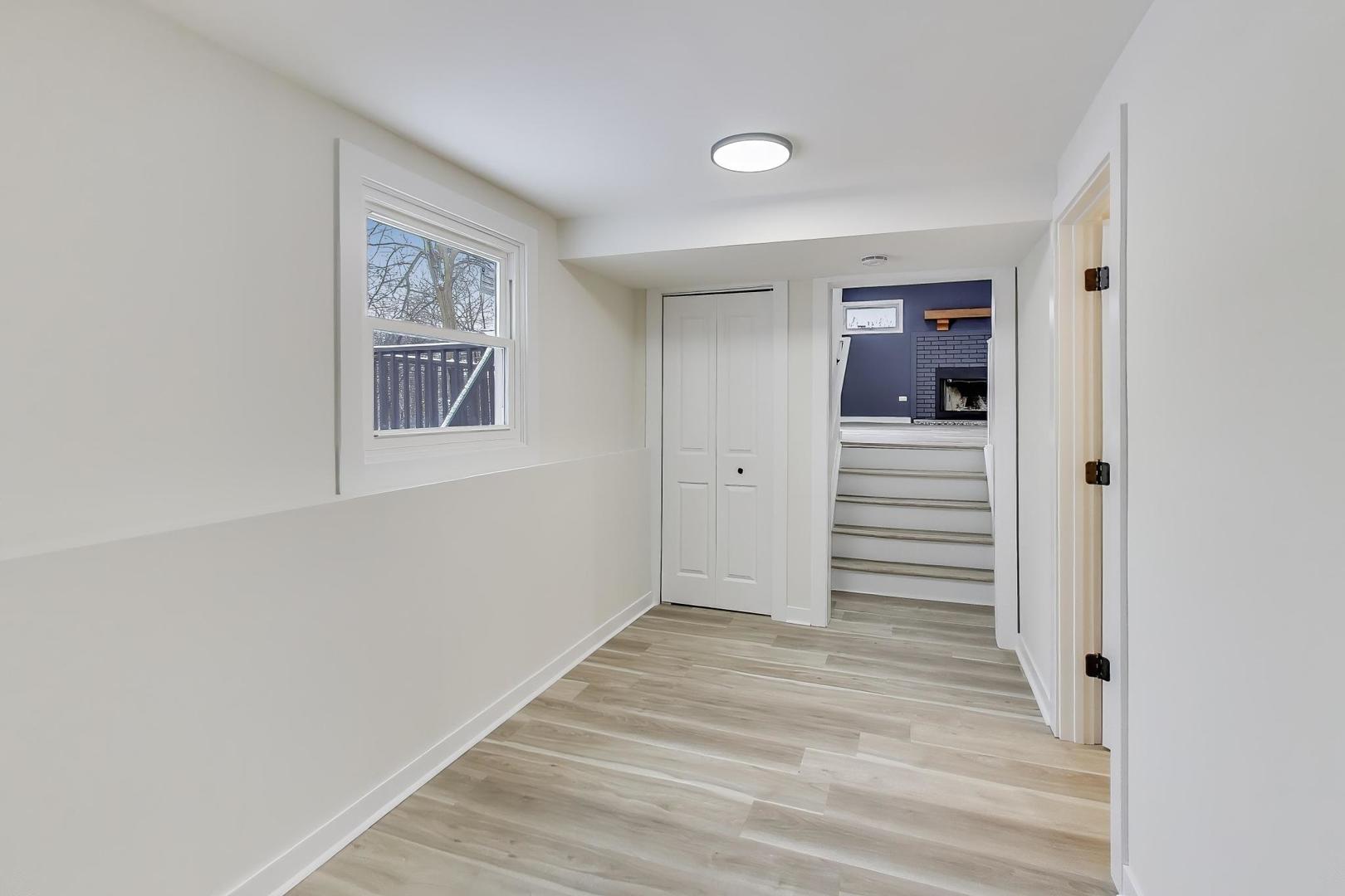 123 South Kainer Avenue Barrington, IL 60010 - Photo 32 of 47