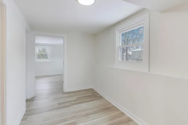 $690,000 | 123 South Kainer Avenue, Barrington, IL 60010