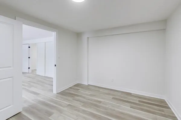 $690,000 | 123 South Kainer Avenue, Barrington, IL 60010