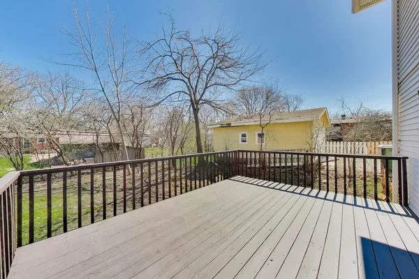 $690,000 | 123 South Kainer Avenue, Barrington, IL 60010