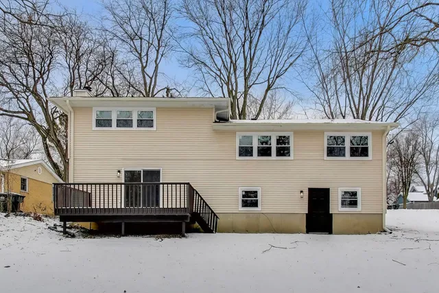 $730,000 | 123 South Kainer Avenue, Barrington, IL 60010