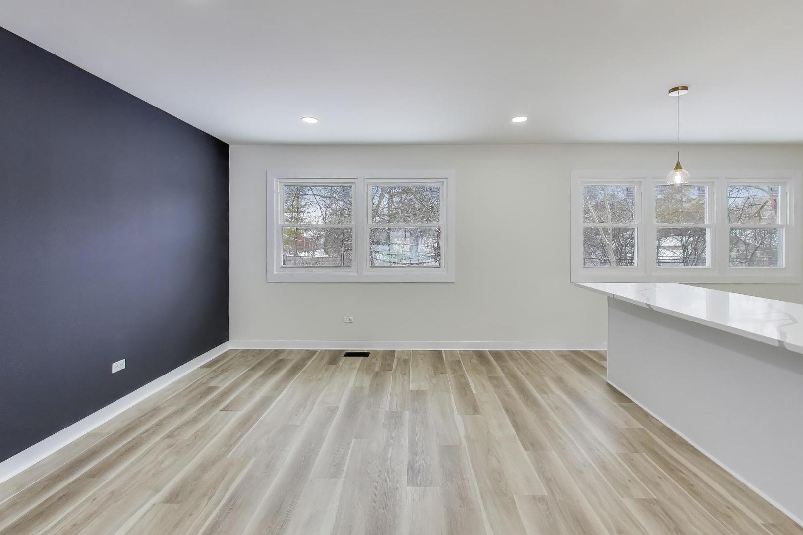 123 South Kainer Avenue Barrington, IL 60010 - Photo 8 of 47