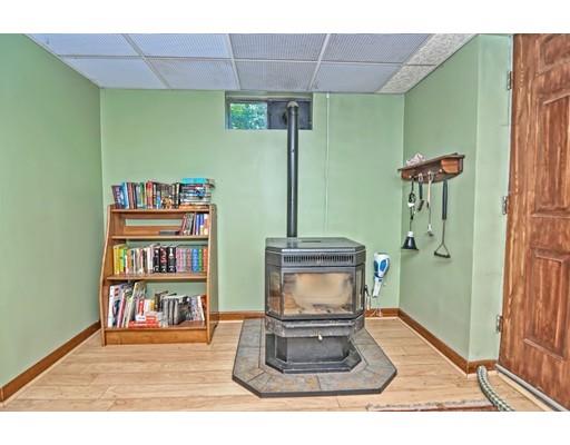 10 Forbes Road Rutland, MA 01543 - Photo 19 of 23