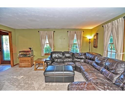10 Forbes Road Rutland, MA 01543 - Photo 8 of 23