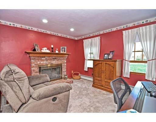 10 Forbes Road Rutland, MA 01543 - Photo 9 of 23