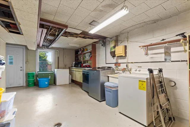 $475,000 | 1817 North Main Street, Unit 1819, West Bend, WI 53090