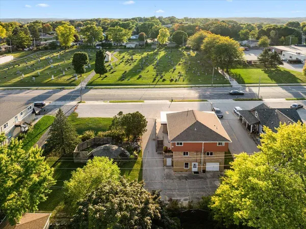 $475,000 | 1817 North Main Street, Unit 1819, West Bend, WI 53090