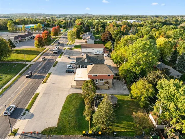 $475,000 | 1817 North Main Street, Unit 1819, West Bend, WI 53090