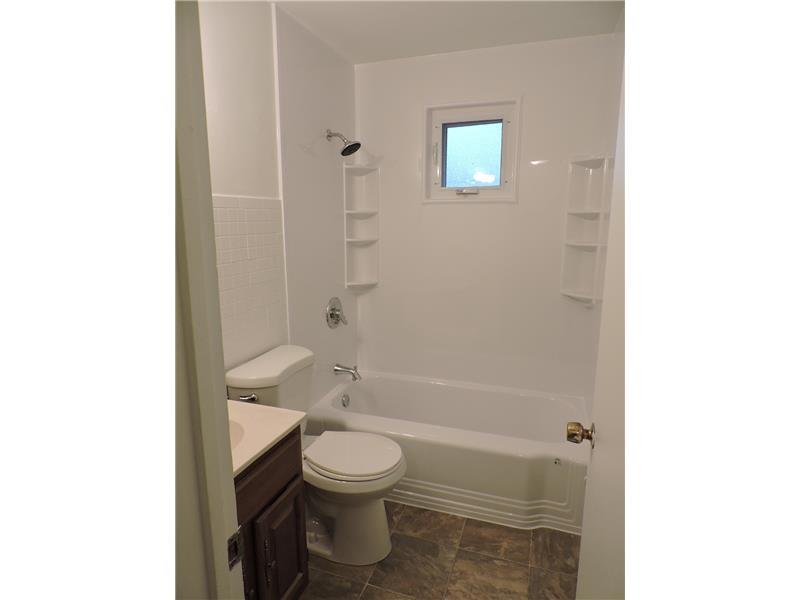 339 Hochberg Road Monroeville, PA 15146 - Photo 13 of 16 Full Bath.