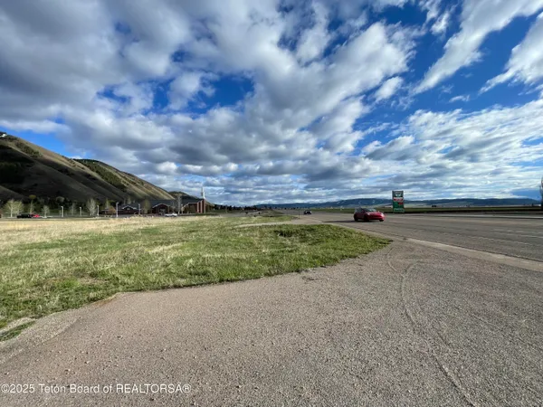 $299,000 | 1221 South Us Highway, Afton, WY 83110