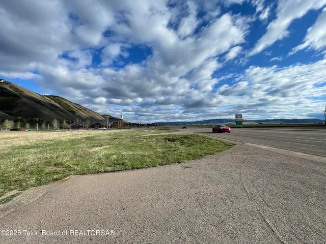 $299,000 | 1221 South Us Highway, Afton, WY 83110