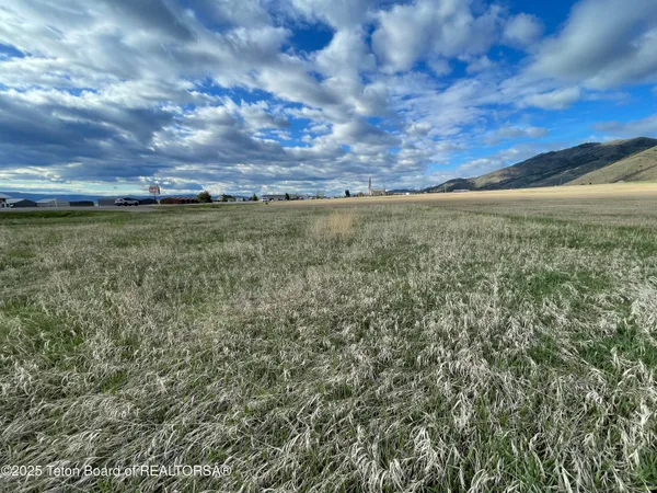 $299,000 | 1221 South Us Highway, Afton, WY 83110