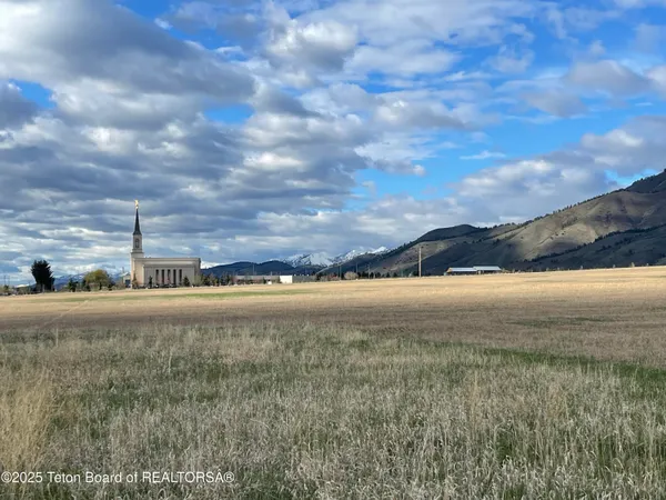 $299,000 | 1221 South Us Highway, Afton, WY 83110