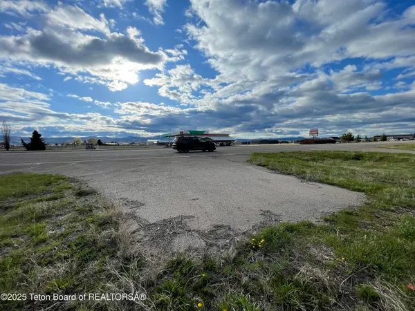 $299,000 | 1221 South Us Highway, Afton, WY 83110