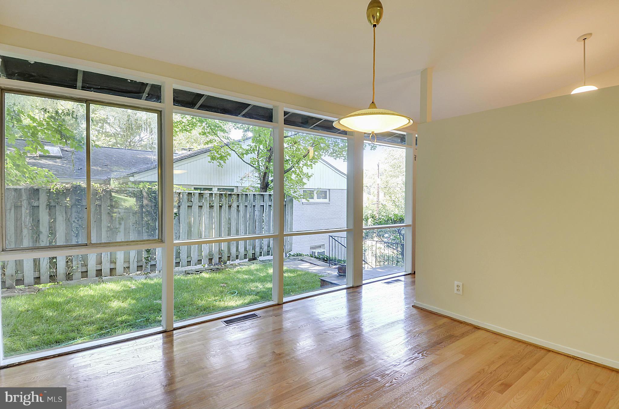 6115 Wiscasset Road Bethesda, MD 20816 - Photo 9 of 30 Dining Room