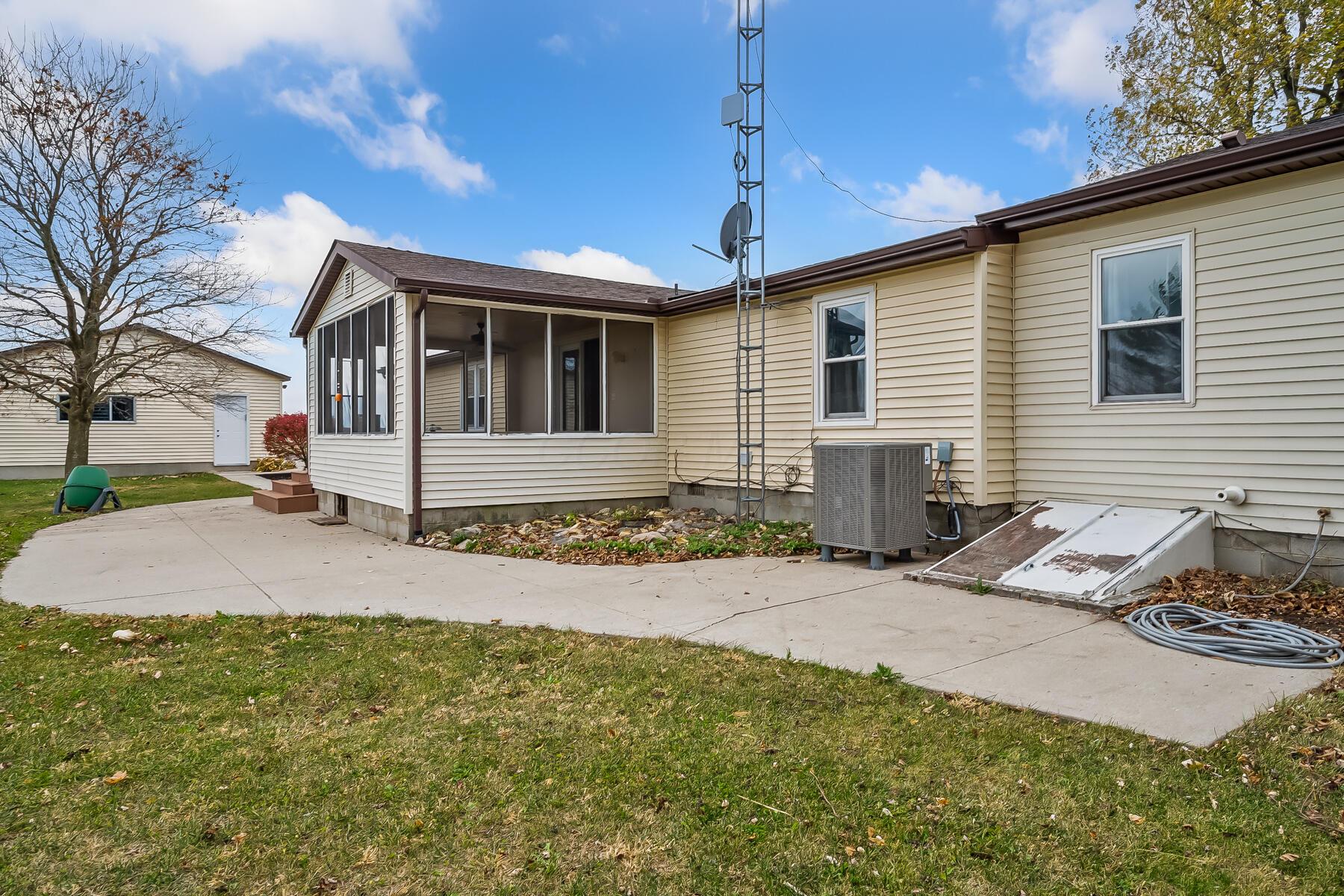 2572 Lee Road Marion, OH 43302 - Photo 39 of 50 9-web-or-mls-2572 Lee Rd-109
