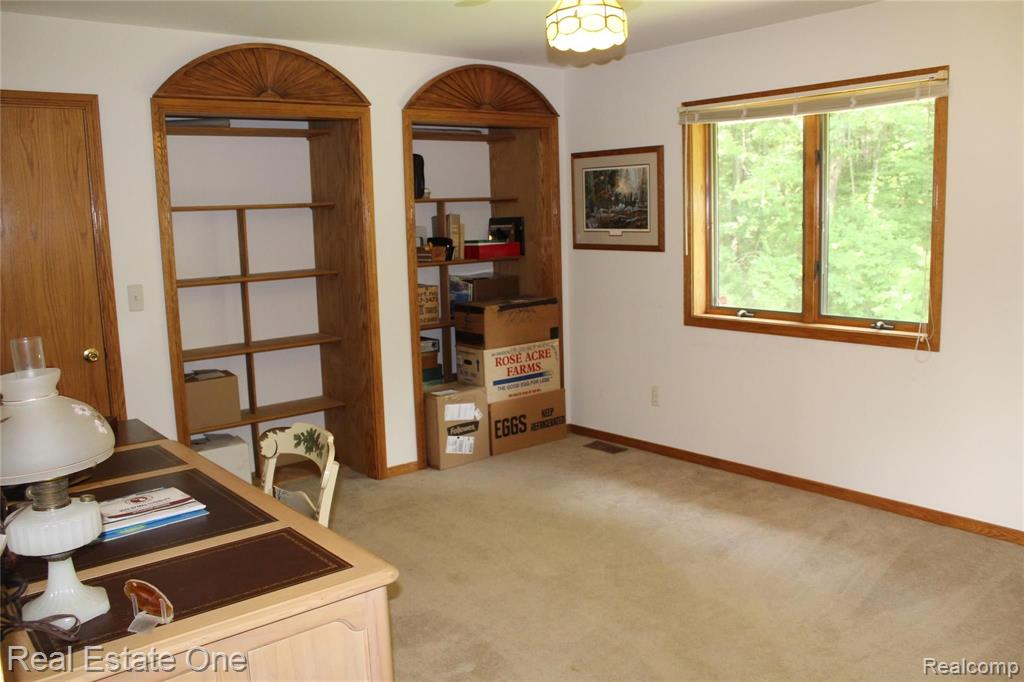 2845 Jewell Road Howell, MI 48843 - Photo 35 of 98