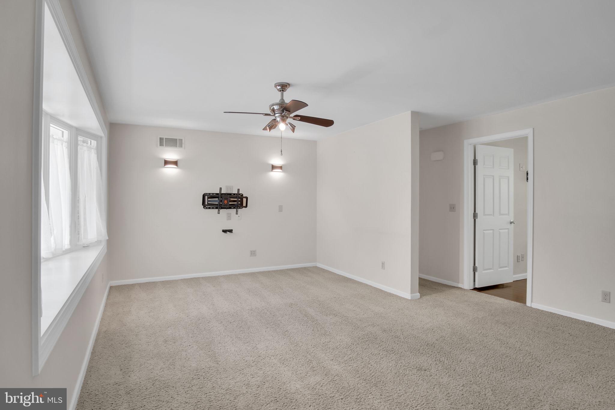 118 Sand Road Hershey, PA 17033 - Photo 13 of 48