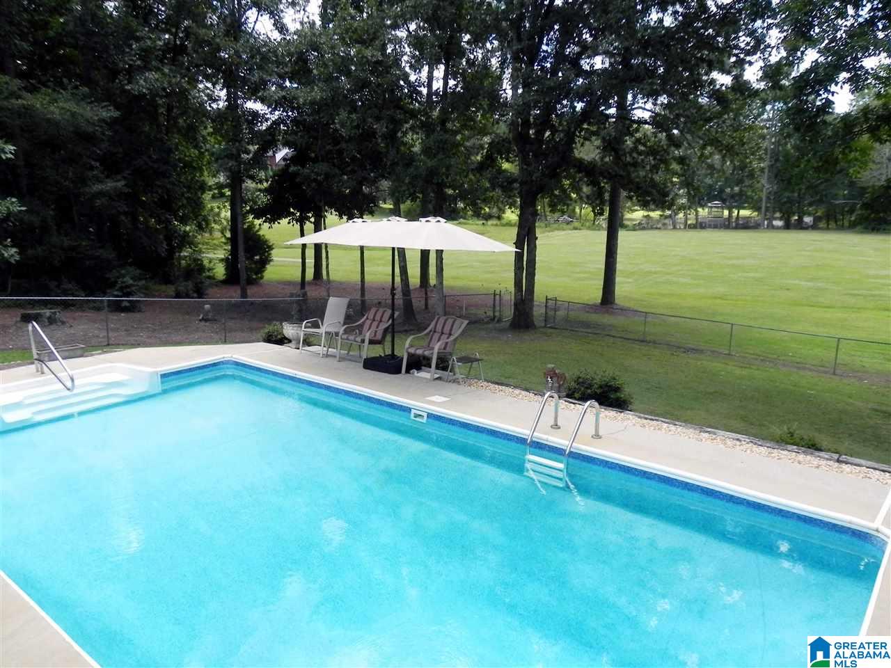 812 Cherokee Trail Anniston, AL 36206 - Photo 2 of 50