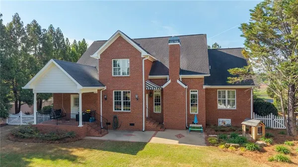 $625,000 | 203 Laurel Creek Road Southeast, Calhoun, GA 30701