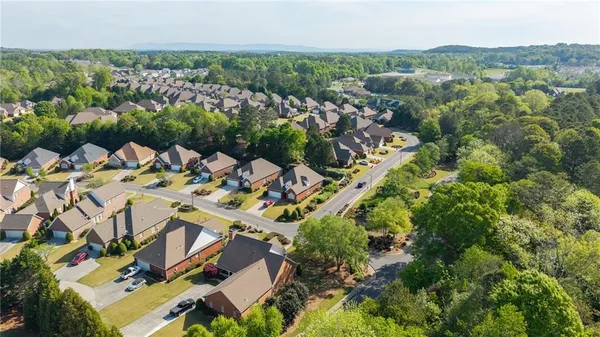 $625,000 | 203 Laurel Creek Road Southeast, Calhoun, GA 30701