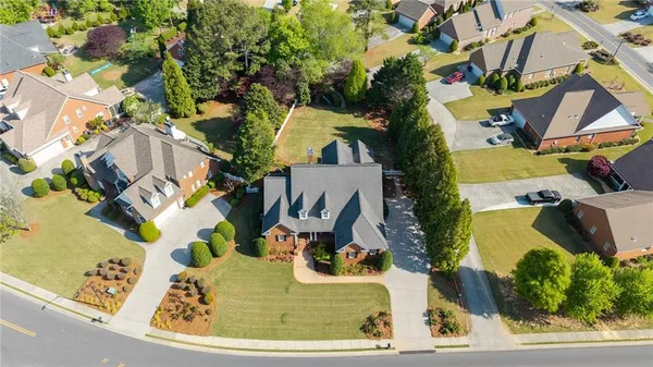 $625,000 | 203 Laurel Creek Road Southeast, Calhoun, GA 30701