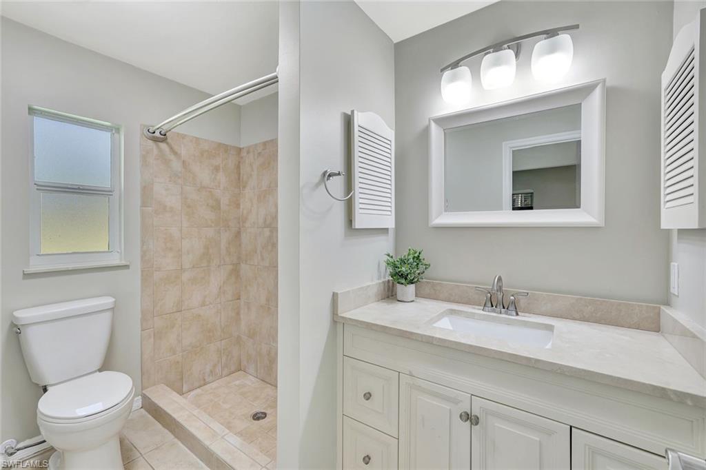 495 9th Street Southwest Naples, FL 34117 - Photo 12 of 25 Gallery Image 12