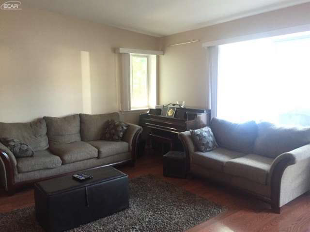 9462 Timber Ridge Drive Grand Blanc, MI 48439 - Photo 16 of 28 21170231-15.JPG
