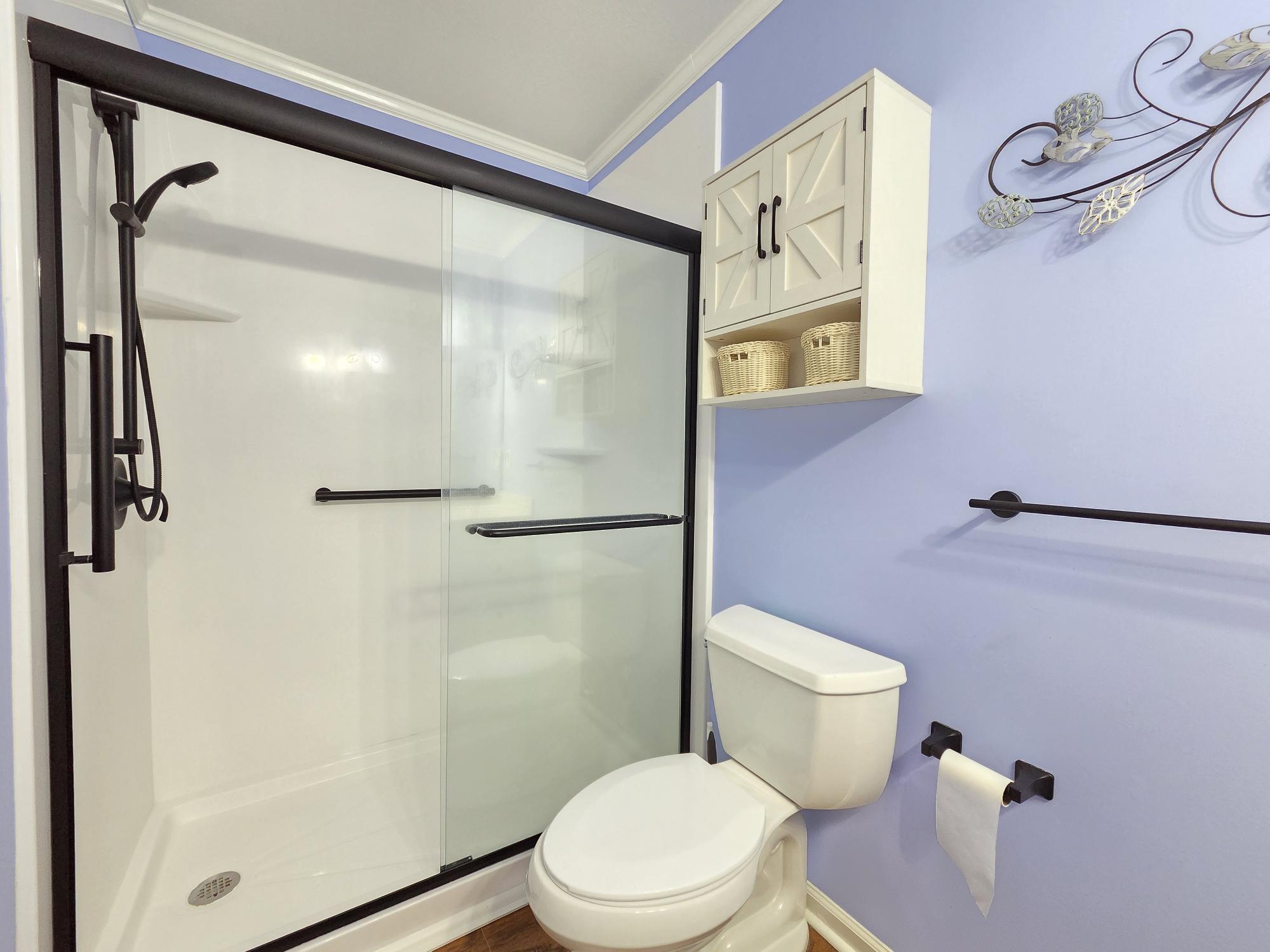 1026 Radius Street Manning, SC 29102 - Photo 27 of 53 OWNER'S BATHROOM