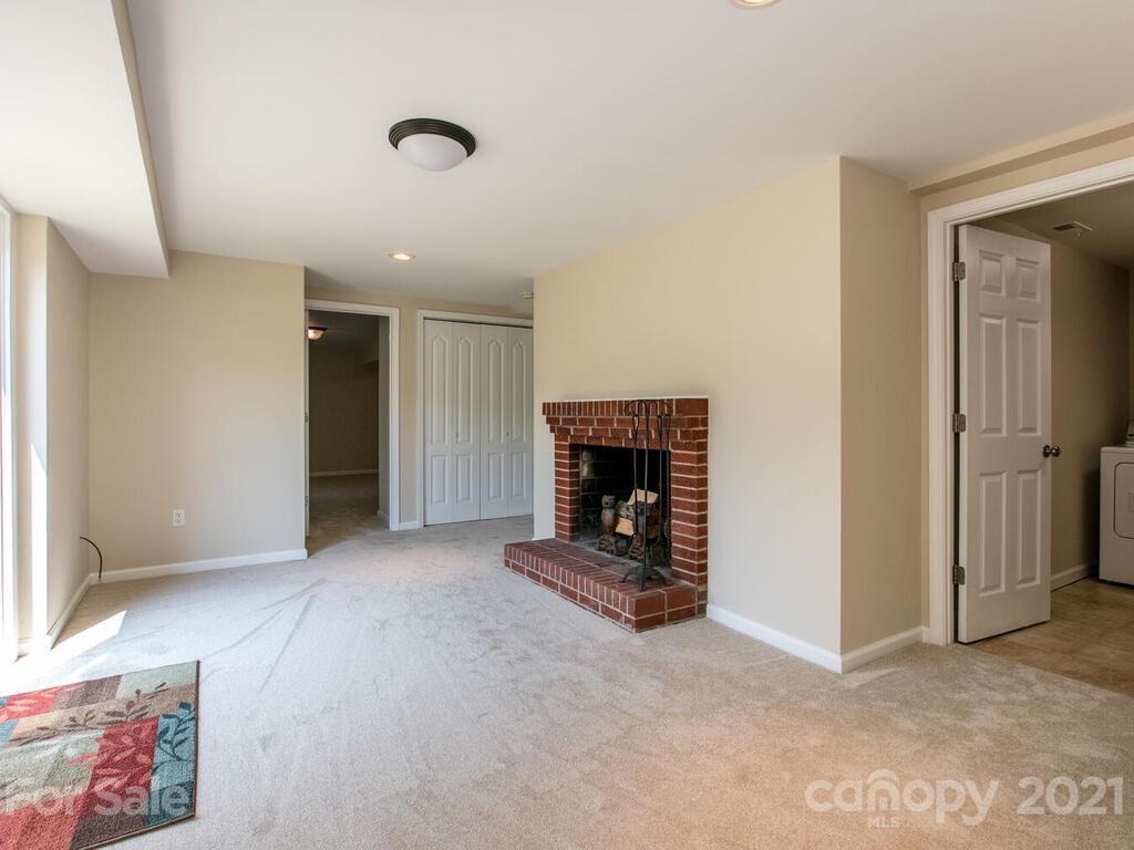80 Bennett Road Candler, NC 28715 - Photo 11 of 20 Gallery Image 11