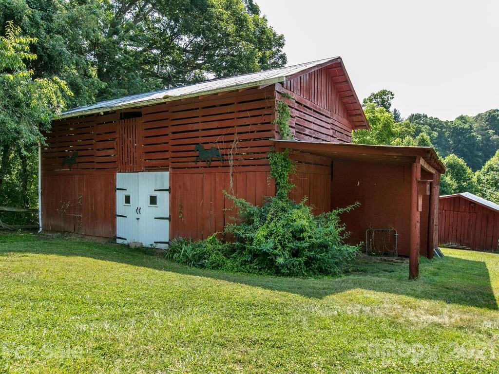 80 Bennett Road Candler, NC 28715 - Photo 19 of 20 Gallery Image 19