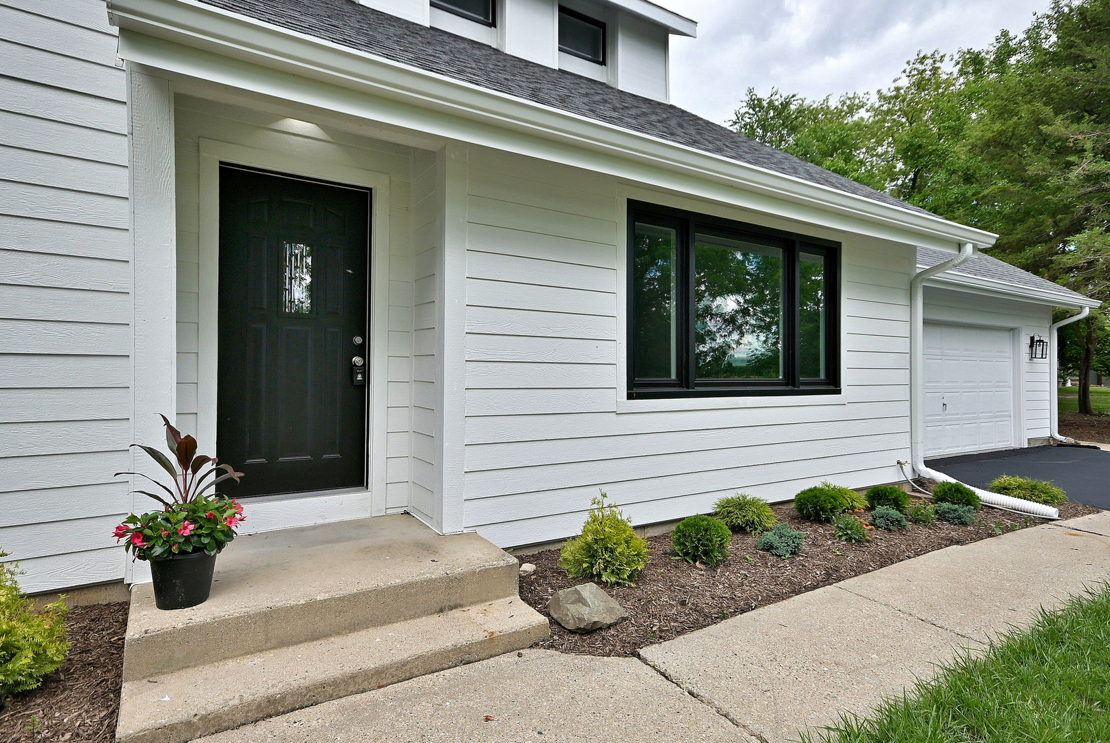 18878 Ridge Lane Marengo, IL 60152 - Photo 4 of 58