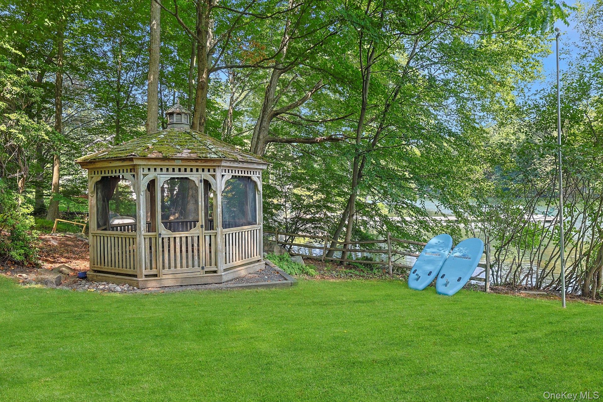 8 North Lake Road Armonk, NY 10504 - Photo 42 of 50