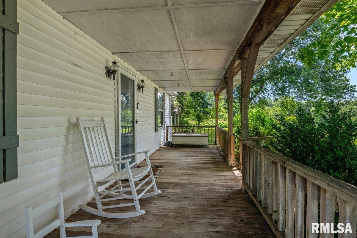 9127 East Loami Road Loami, IL 62661 - Photo 5 of 53