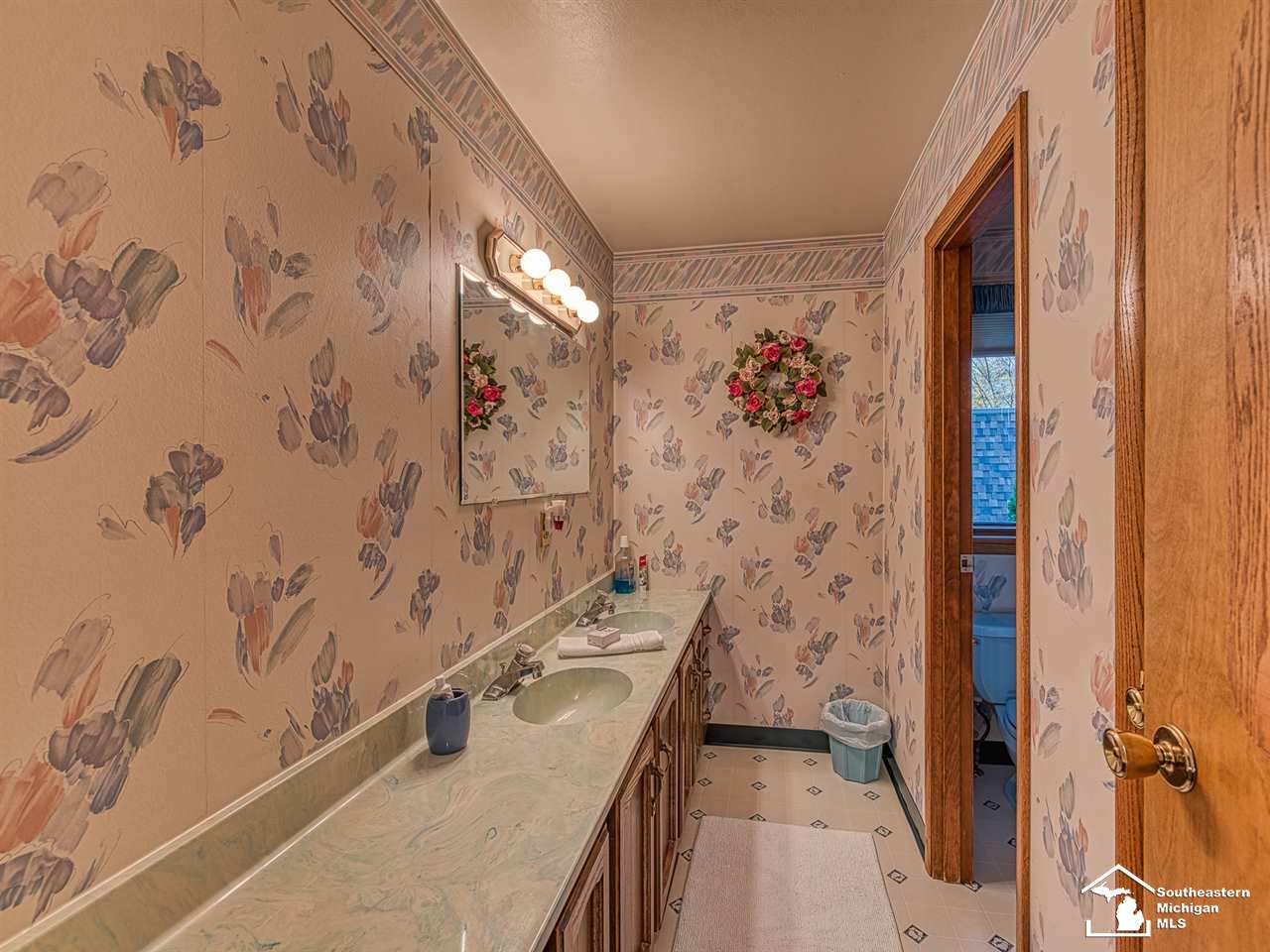 3311 North Custer Road Monroe, MI 48162 - Photo 24 of 43