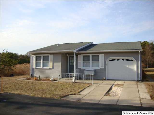 40 Augusta Road Whiting, NJ 08759 - Photo 1 of 3 Primary Photo