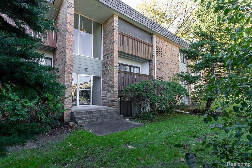 1235 South Maple Road Ann Arbor, MI 48103 - Photo 5 of 27
