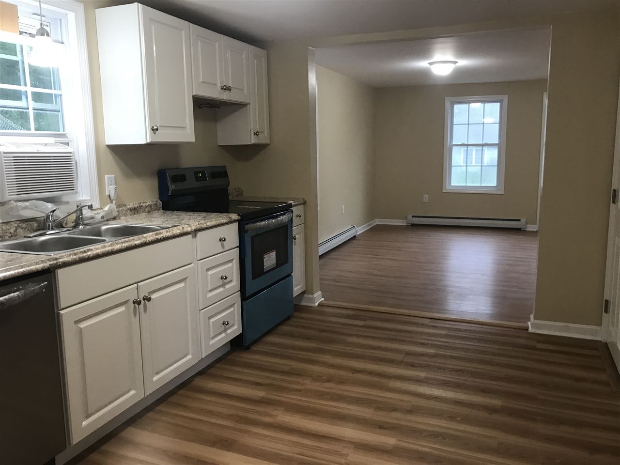 31 Amherst Road Merrimack, NH 03054 - Photo 5 of 17