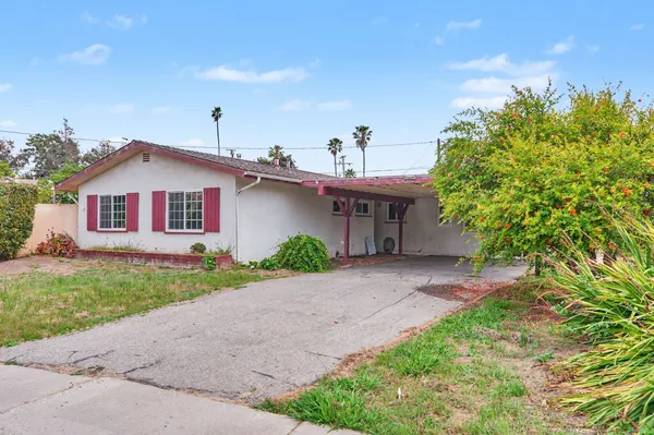 $1,400,000 | 4937 Nipomo Drive, Carpinteria, CA 93013