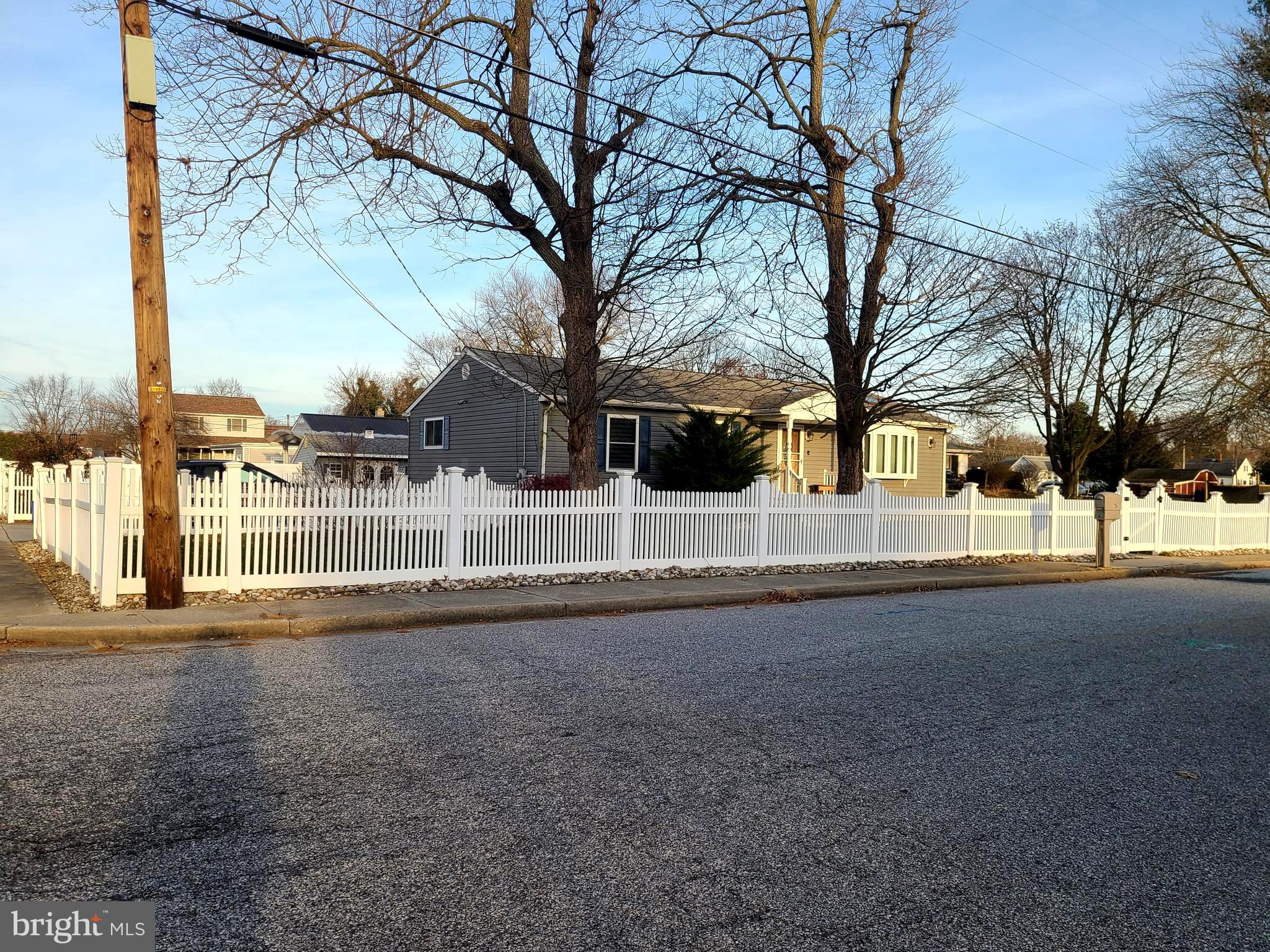 26 Harvard Road Pennsville, NJ 08070 - Photo 2 of 40 Front on Angle