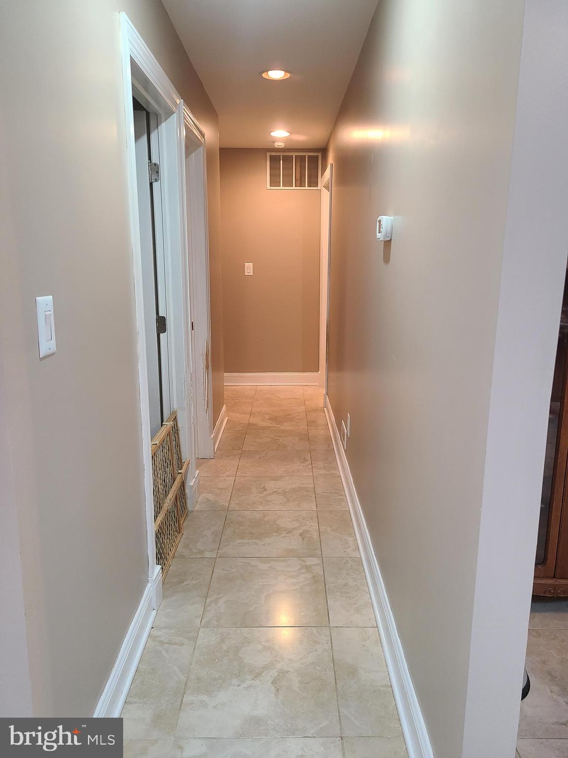26 Harvard Road Pennsville, NJ 08070 - Photo 18 of 40 Hallway to bedrooms