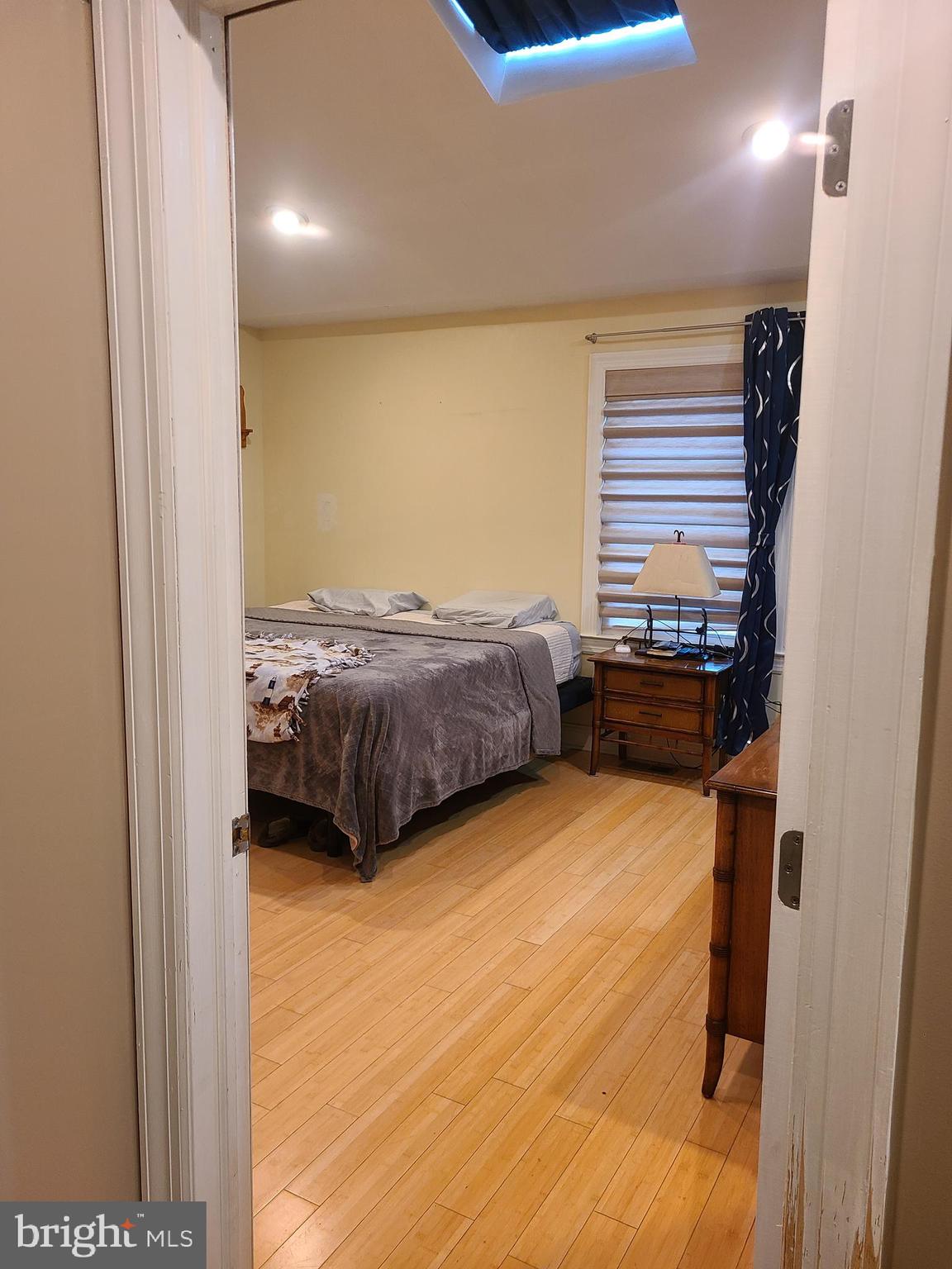 26 Harvard Road Pennsville, NJ 08070 - Photo 25 of 40 Main bedroom