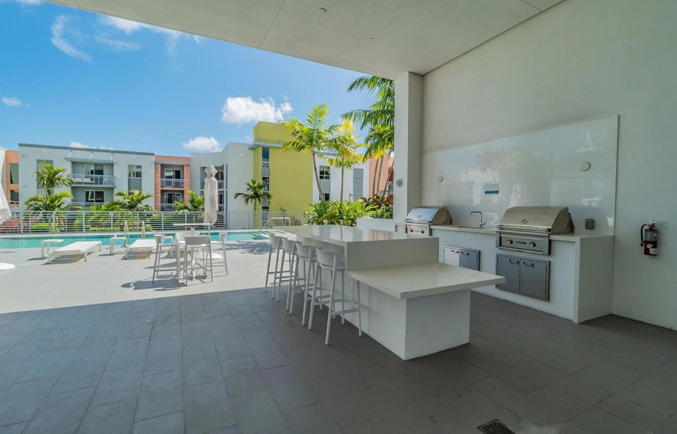 111 Southeast 1st Avenue, Unit 404 Delray Beach, FL 33444 - Photo 41 of 55 IMG_1178