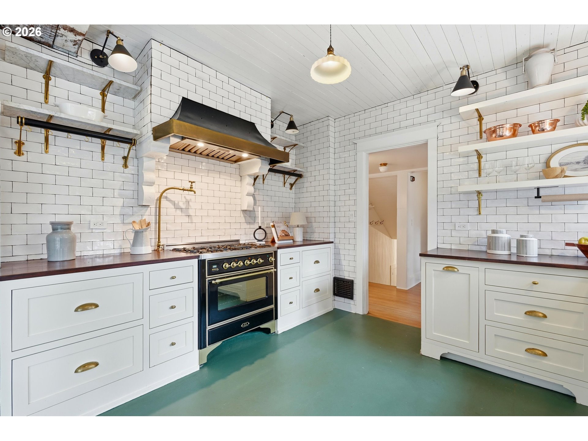 1767 Southwest Prospect Drive Portland, OR 97201 - Photo 7 of 32