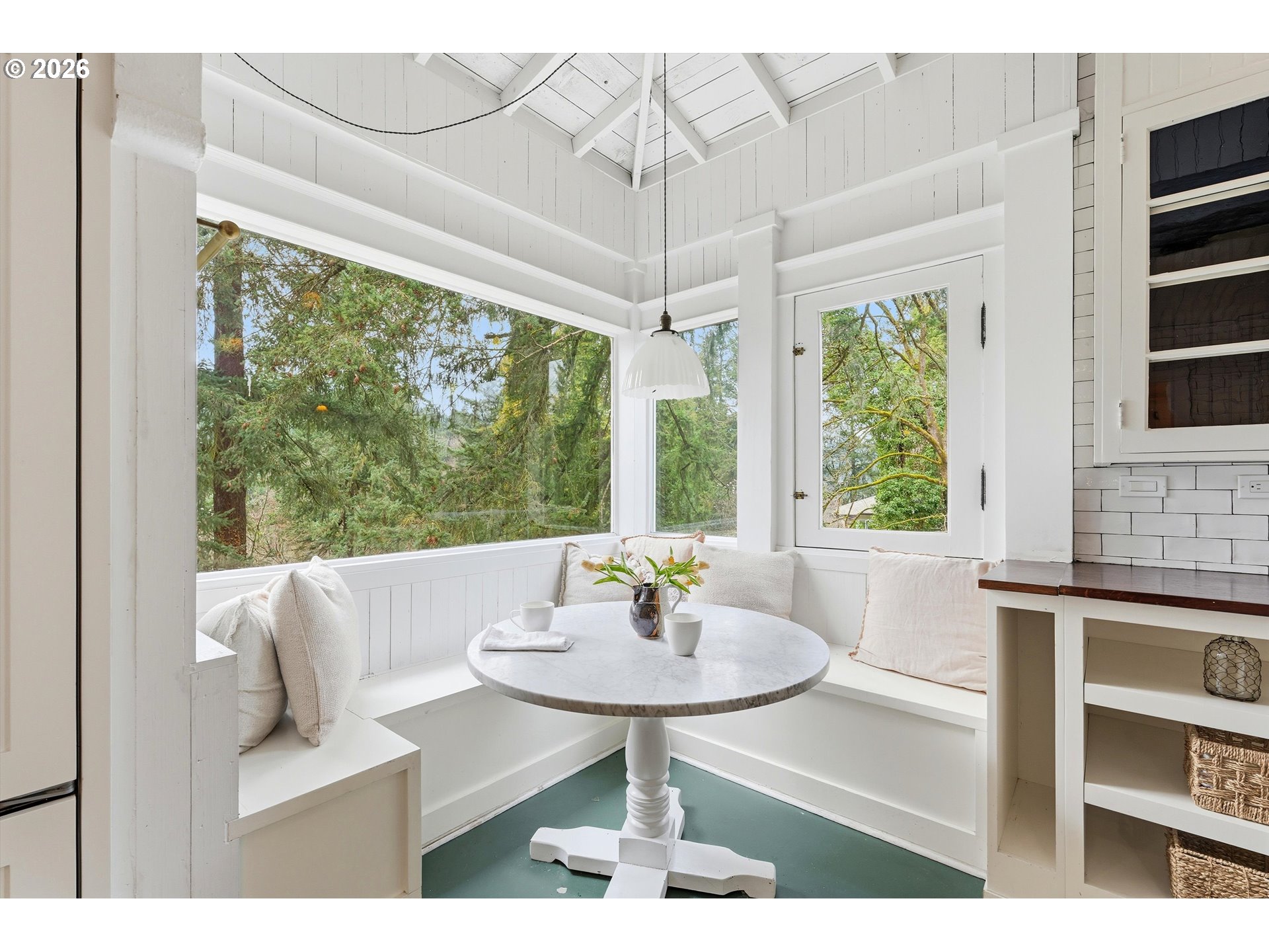 1767 Southwest Prospect Drive Portland, OR 97201 - Photo 9 of 32