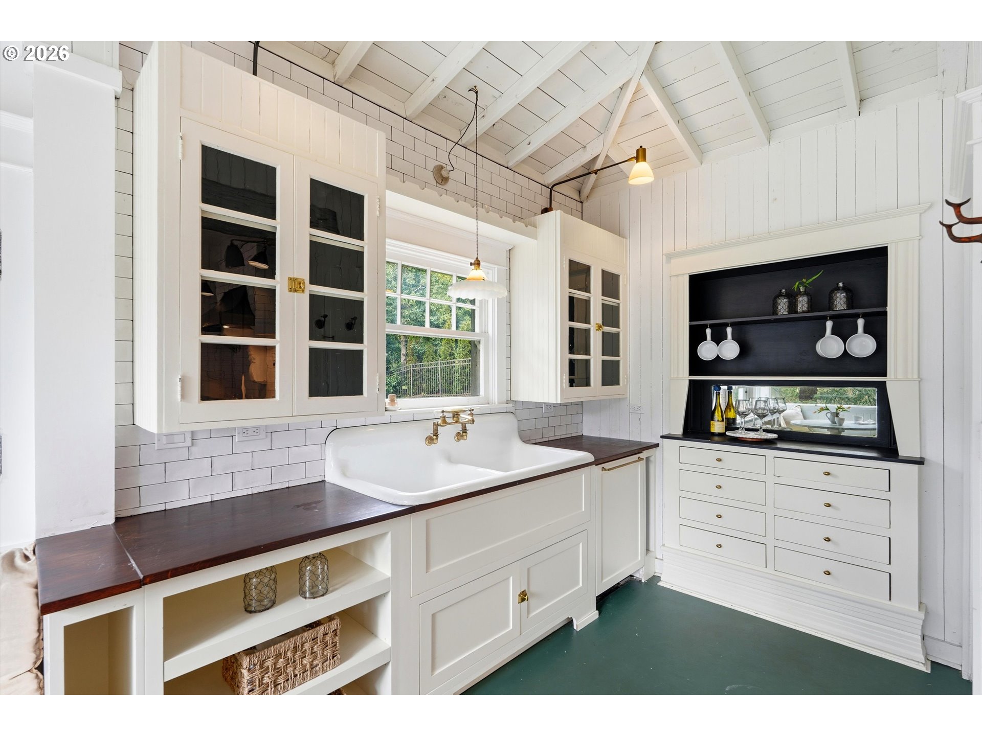 1767 Southwest Prospect Drive Portland, OR 97201 - Photo 10 of 32