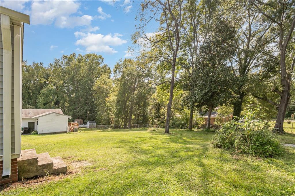 900 Winslow Street High Point, NC 27260 - Photo 17 of 18