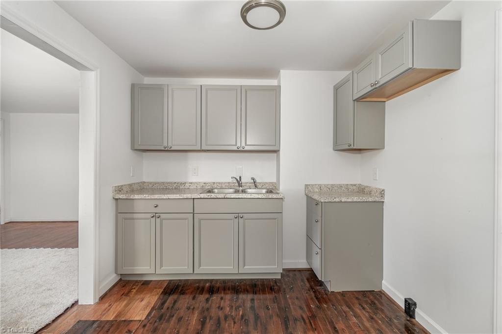 900 Winslow Street High Point, NC 27260 - Photo 6 of 18